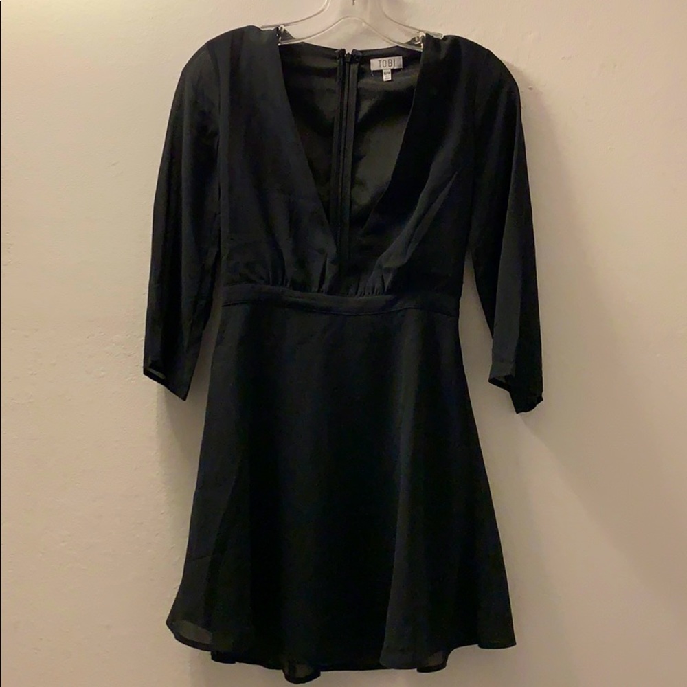 Tobi Deep V Neck Black Cocktail Dress